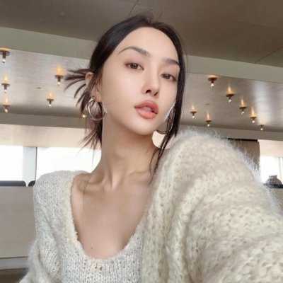 Lucy_454sw's profile picture. Life is not meant to be lived in one place 😊😉