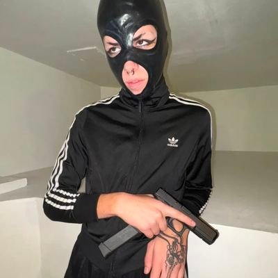 thedarkpervert's profile picture. 