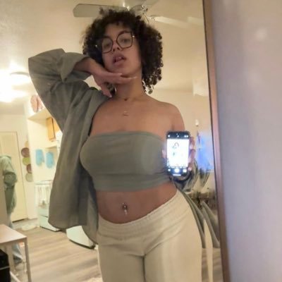 Marysandra51521's profile picture. 