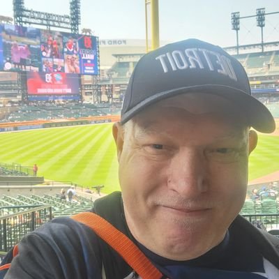 JoeBoo3's profile picture. Sports and entertainment