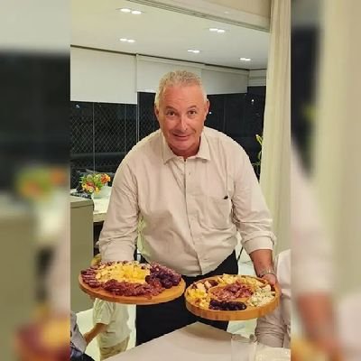 rolandnelson01's profile picture. Grateful for every chapter