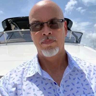 Henrywang03's profile picture. wealth