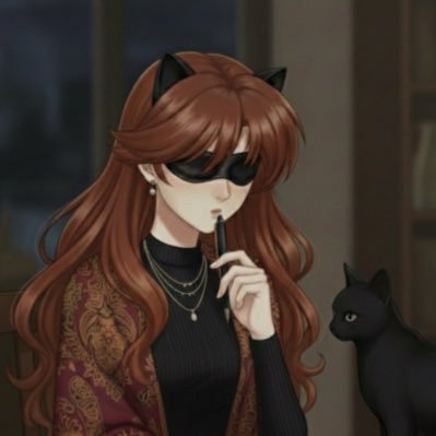 lixnrk's profile picture. كاتبة توارت خلف الصمت ، ودمجت سوادَ قطتِها ببحر قصائدِها  🐾🖤 .