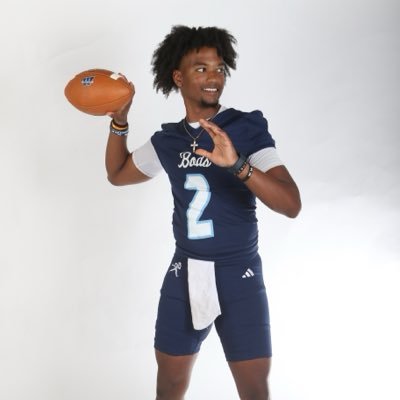 j_lewis10's profile picture. ~ QB @ichabodftbl || Follower of Jesus Christ Owner: @BuiltLegendary