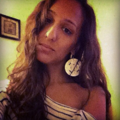 alanananaa's profile picture. Live your life be free,         you know you can have it all