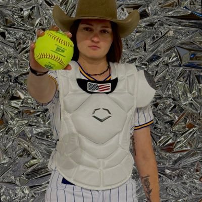 YayaM8224's profile picture. JUCO transfer 2026: 3.7 GPA l Catcher | Utility | Slapper| 5'9 | FPC#00| Desert Gators #00 | DVHS#10 | Check out my FieldLevel profile!