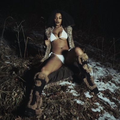 beautoro2's profile picture. don’t follow this account if you know me irl