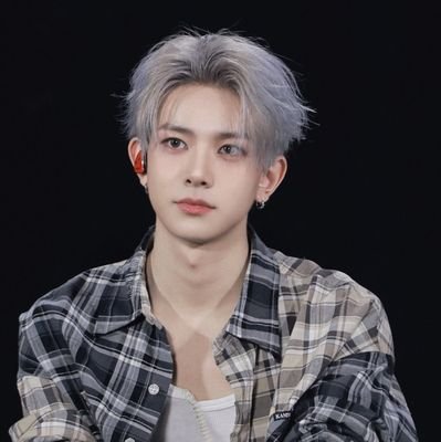 bananaaauuyuu's profile picture. °ɞ°