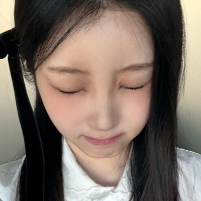 ZdtnYs's profile picture. 살려줘세요