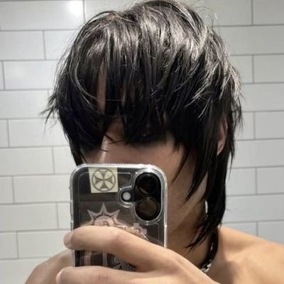 yutaacult's profile picture. (ᓀ‸ᓂ) Kim Doyoung supremacist