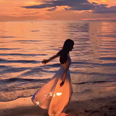 Itabsbp's profile picture. 我是00后的 不上学 生活所迫来做这个 下海没多久 需要的哥哥可以主号@xiaoxiao200223私信找我或者✈️电报https://t.co/IE0MfkL2SM找我都行 可线下也可线上 来了先报位置 等你哦