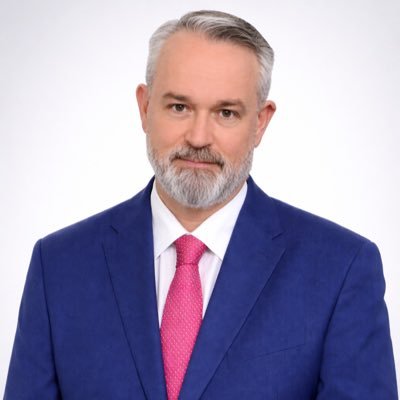 atatsis's profile picture. Journalist (my tweets express personal opinions)