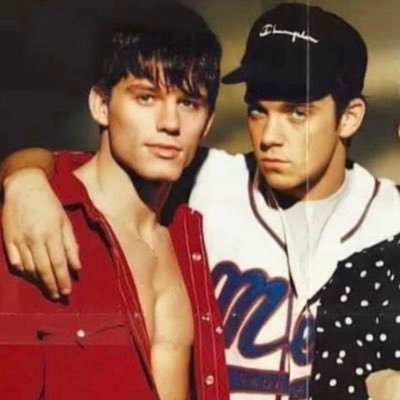 radiorobbiee's profile picture. the place where i express my love for my wife robert williams, my husband jason orange and my little pets, take that⭐️