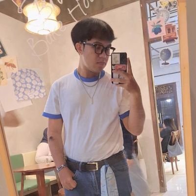 byeoridwaeeo's profile picture. (personal/fan acc) personality based from a song, current session is kitty by tsumiki.