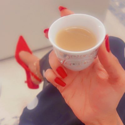 BassmhYamani's profile picture. ام لثلاث أبناء رائعين،،، دراستي في العلوم الاجتماعية بجامعة الملك عبد العزيز ،،، اعشق الحياة بكل تفاصيلها ،،،،، 🇸🇦