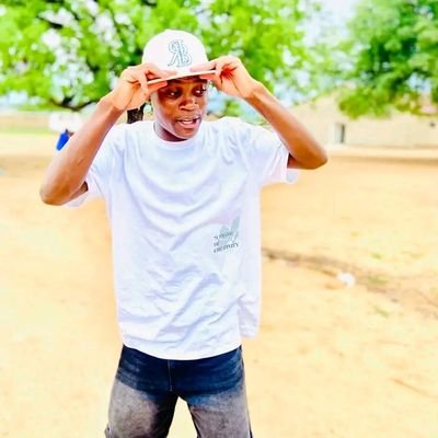 Nsuku391633's profile picture. 