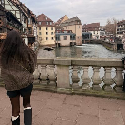 Akame___e's profile picture. Skinny Fit Girl 🤸🏾‍♂️🏃🏾‍♀️ | Zombie Slayer 🧟‍♀️ 🎮|🇬🇲🇸🇳