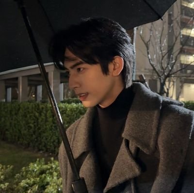 catchifg's profile picture. 1999's hot guy, Weilong.