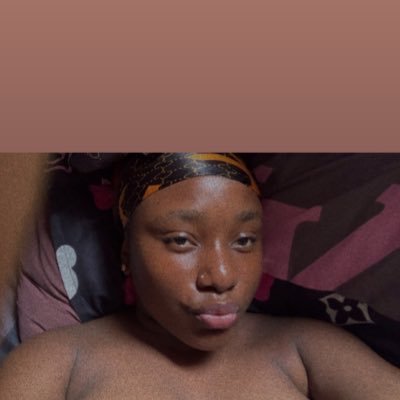 iamnifesimi's profile picture. Wo i no dey stay for lagos😫