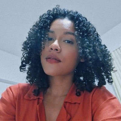 GeisllaPires0's profile picture. toco uns instrumentos, escrevo uns poemas, ratinha de academia, sofrente de direito, fã de esporte, atleta amadora de vôlei e, graças a Deus, crente. 👍🏼