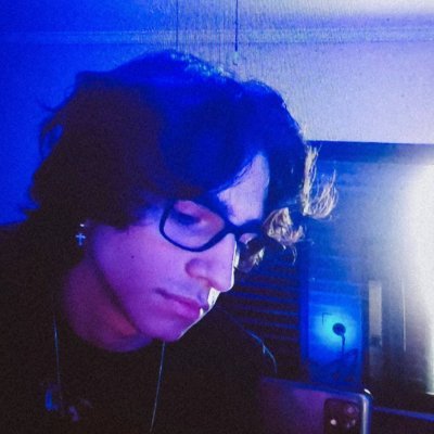 Felpo_cnfds's profile picture. eu TENTO ser musico... @BandaConfinados🎸