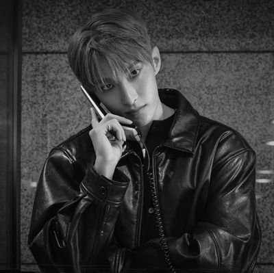 dosyom's profile picture. https://t.co/XFxSqSsyvE Rael my only Rockstar.