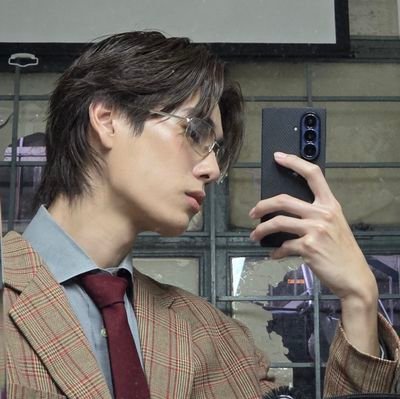 Emmy_mich_2319's profile picture. I love you pond naravit ᯓ★phuwintang๋ ࣭ ⭑๋ ࣭
pondphuwinholic｡୨୧⋆‧₊☆⋆｡𖦹°‧★⋆ ˚｡⋆