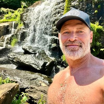 SweetLove69626's profile picture. I'm a God fearing man Life is too small to be spent alone so find a companion