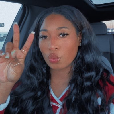 Zahriams's profile picture. Spade academy director ♠️🏐