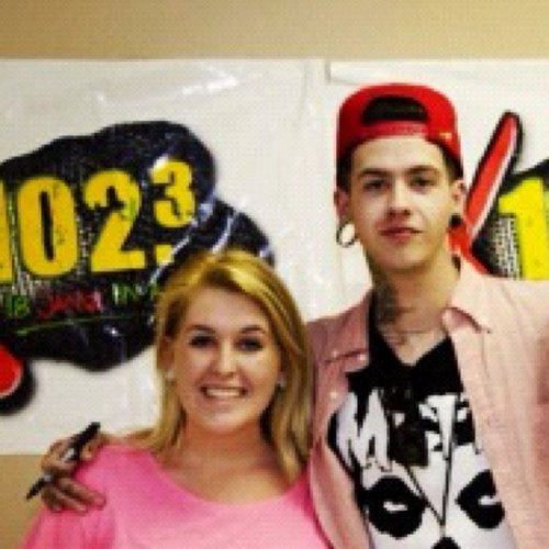 JaeC1025's profile picture. loves to tan ; tweet ; text and talk. 3