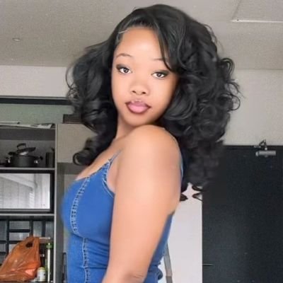 its_lillianfaye's profile picture. Soft life isn’t luxury, it’s peace | Fashion | Crypto | Web3 | Manchester United ❤️