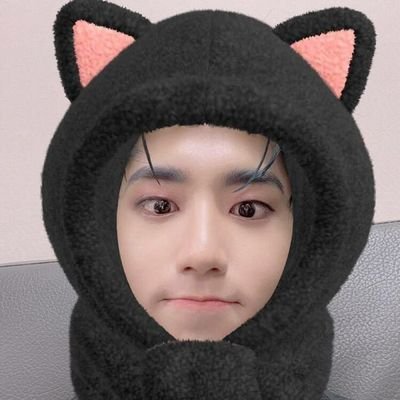 Mimiikgs's profile picture. edtwt 🍀 
missjin forever !!!!
matching with @Issnyie