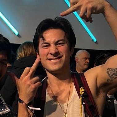 gfofdamianogav's profile picture. gimme kiss ☽ a manuel serve simone e a simone serve manuel ✮⋆˙ member of rubiamo i pennarelli di nicolas