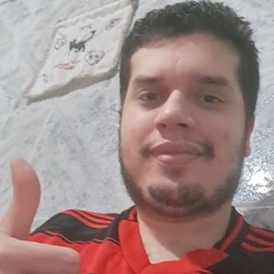 Parisaogirafa18's profile picture. recém formado em produção Gráfica , CRF ❤️🖤