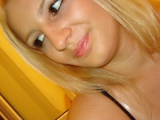 omrunce's profile picture. Yanında seni ısıtacak biri varsa, üşümek gerçekten güzeldir. Üzüntü yaratma:P