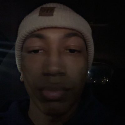 sirfboardt's profile picture. 