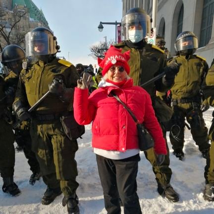 JoWalsh03748900's profile picture. Proud mother and grandmother.  Retired banker turned Artist. Attended Rideau Convent in Ottawa.
Graduated University of Ottawa 1982. No DMs