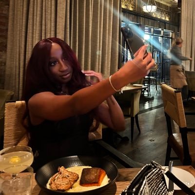 henassyy's profile picture. 🇸🇱