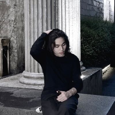 DLxx99's profile picture. รอบที่ล้าน 🙄🙄