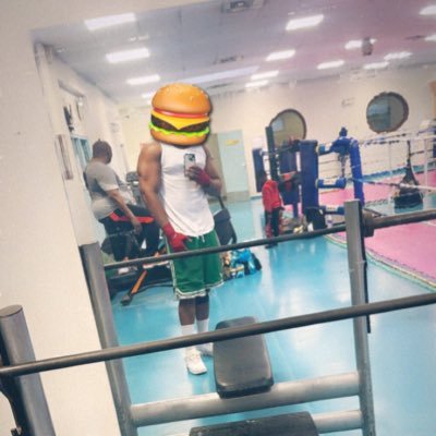 scHOOL0FLiFe's profile picture. « De ce qui est bon sur les arbres Matthieu 7 verset 17 » @LFC @OM_Officiel @49ers