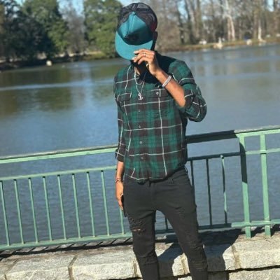 galleci's profile picture. TALL BLACK KING 👑 🇺🇸🇯🇲 BE SURE TO SUSCRIBE (Link on posts) BUSINESS TALK ONLY (Bookings) 📝💸💰💯 PUT YOUR LEGS UP😈 🔞💢