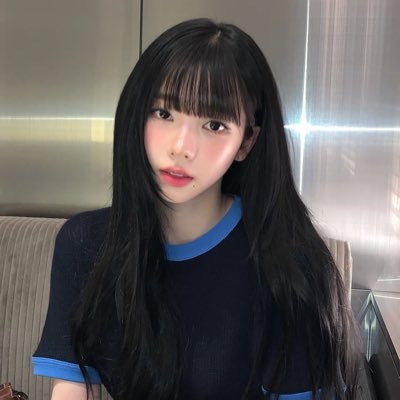 akayclsd's profile picture. she is away.