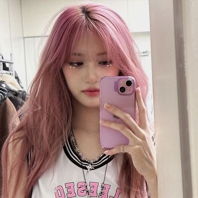 myanqmar's profile picture. 