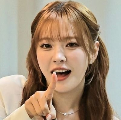 MOO_19990909's profile picture. 다같이 수아에게 빠져보시겠어요?사실 전 이미 빠져서 잠수중이예요  #문수아
