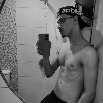 vntx22's profile picture. 