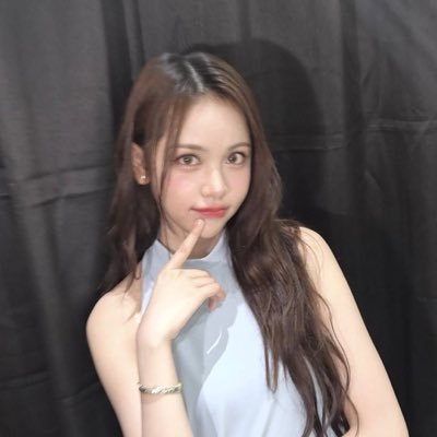 caermeny's profile picture. ୨୧ Midnight whispers, ink-stained skies in a poet’s clandestine affair 🦕