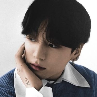 malegnos's profile picture. 