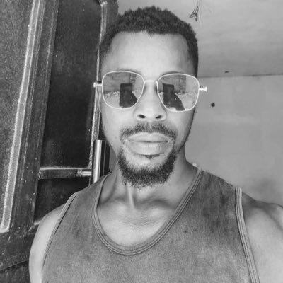 ArtistLevian's profile picture. 