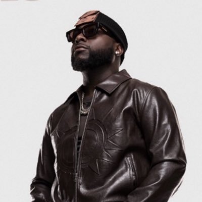 davido's profile picture. 