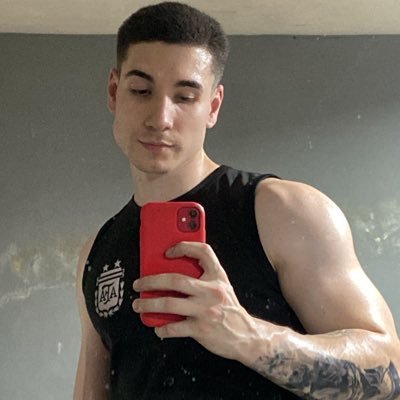 Baezf's profile picture. 🦉🦉